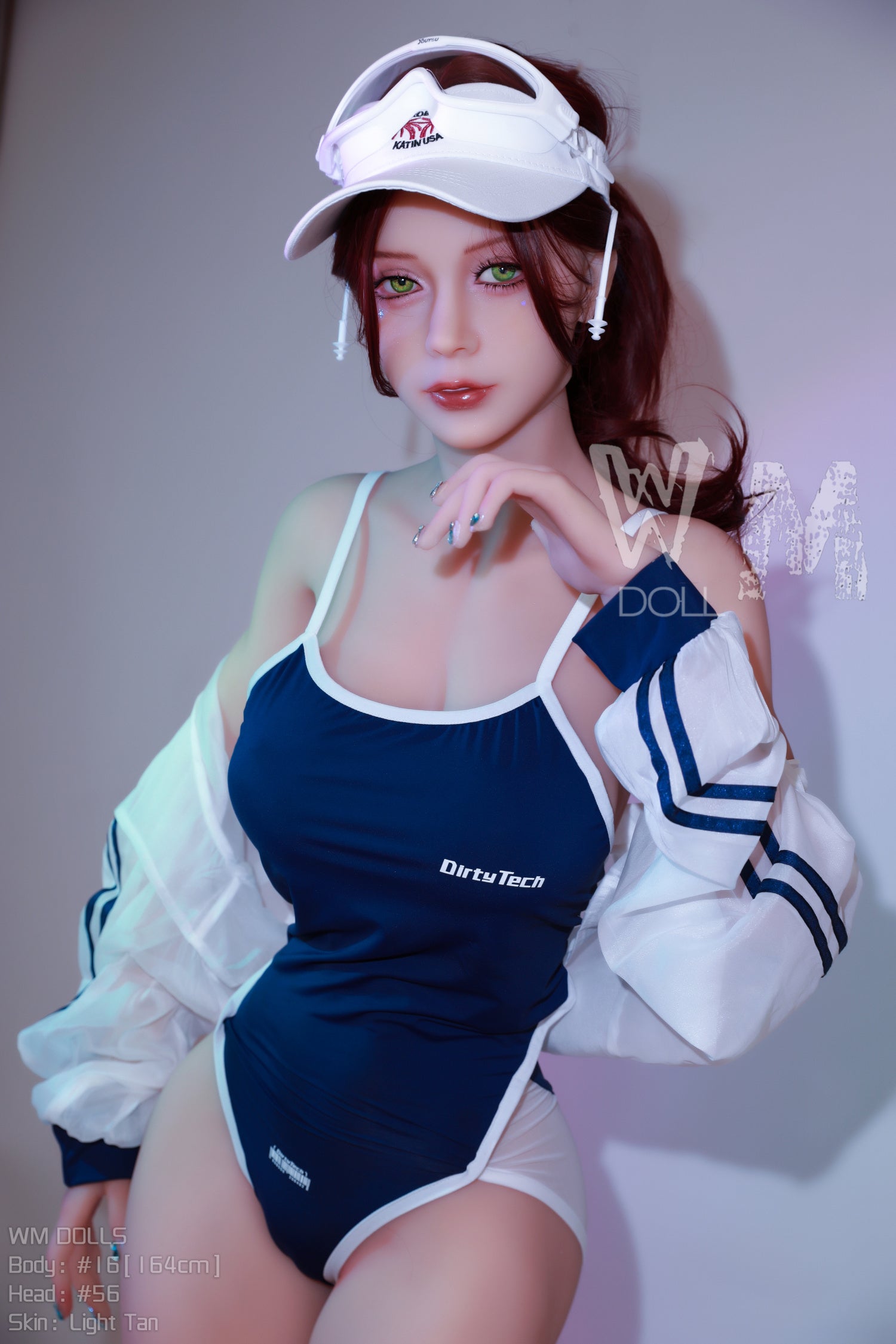 WM Audrey 5'5'' / 164 cm