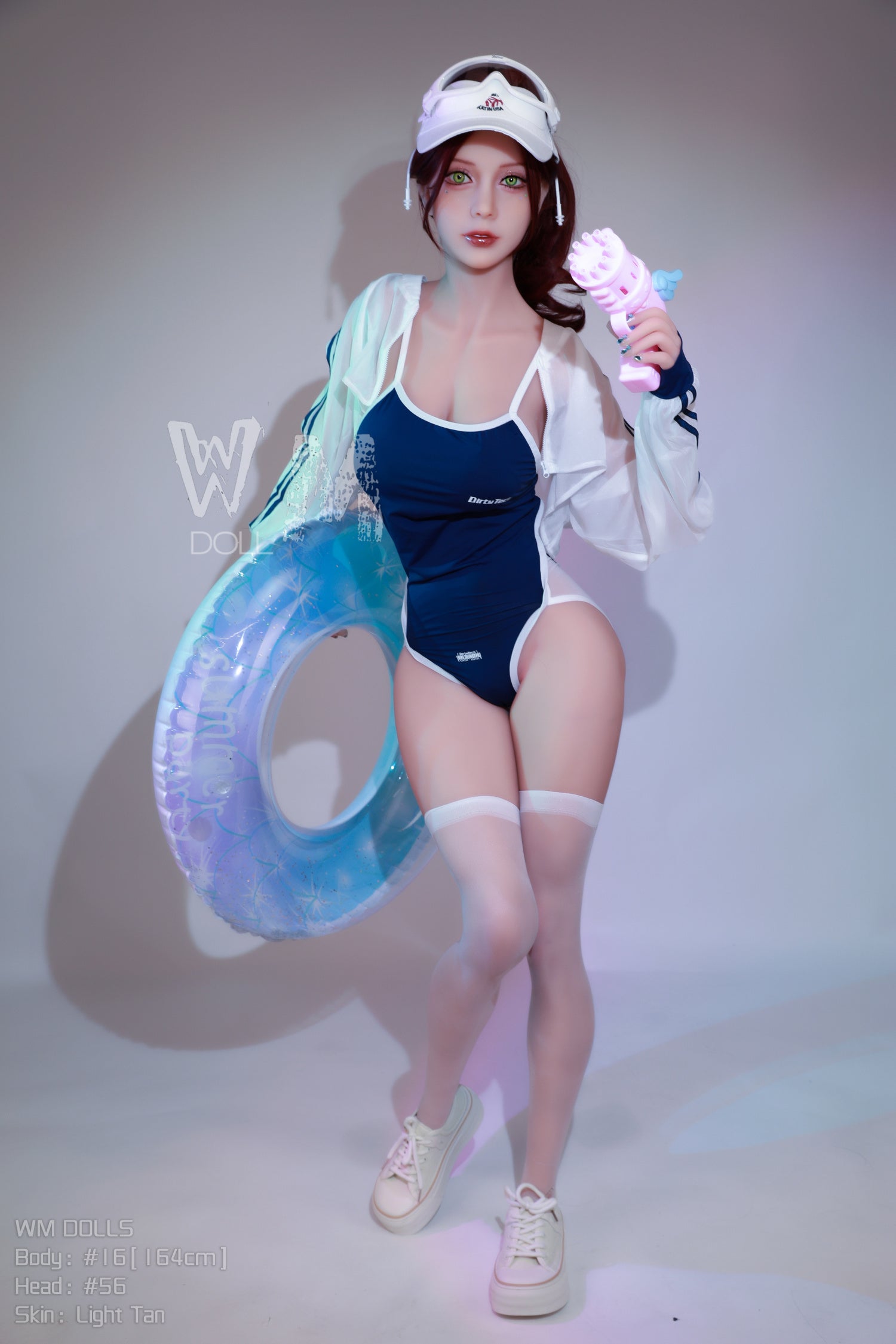 WM Audrey 5'5'' / 164 cm