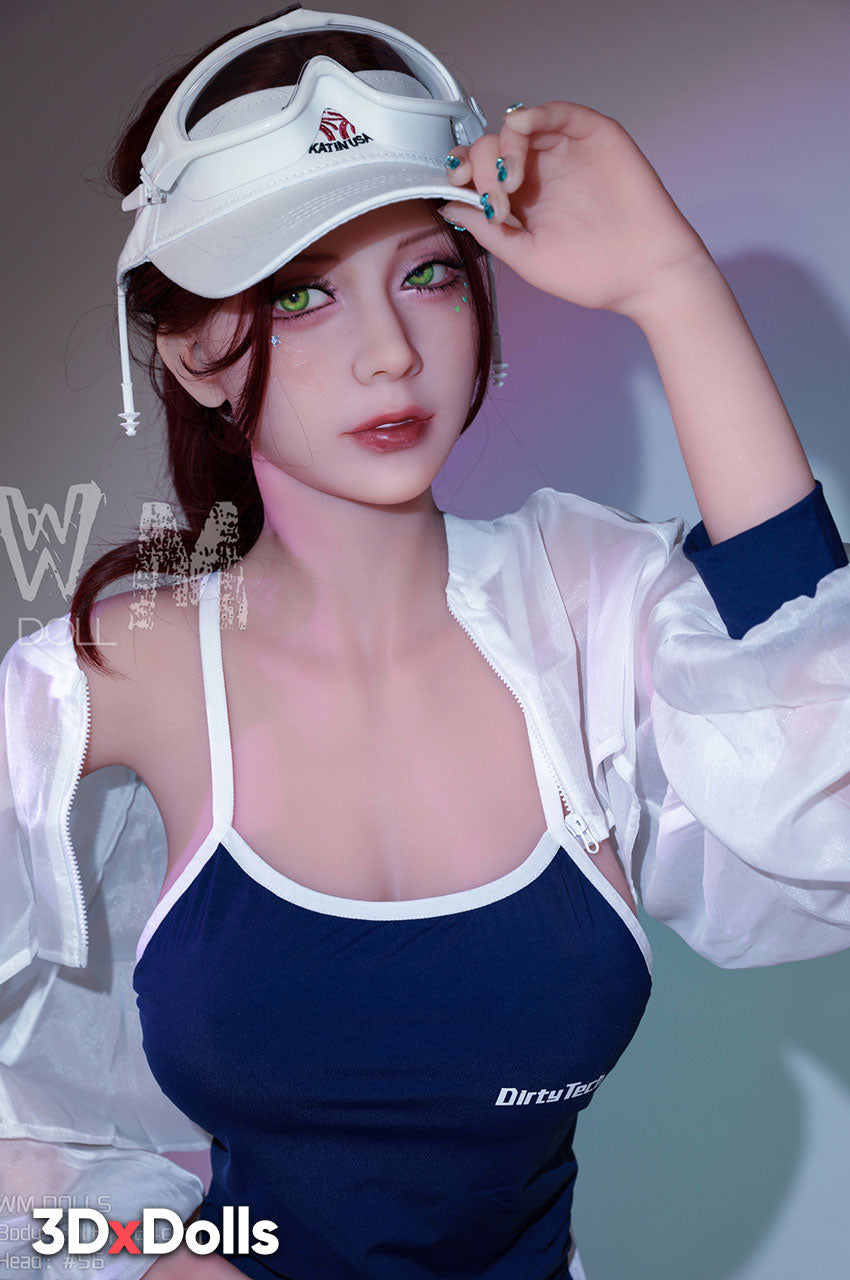 WM Audrey 5'5'' / 164 cm