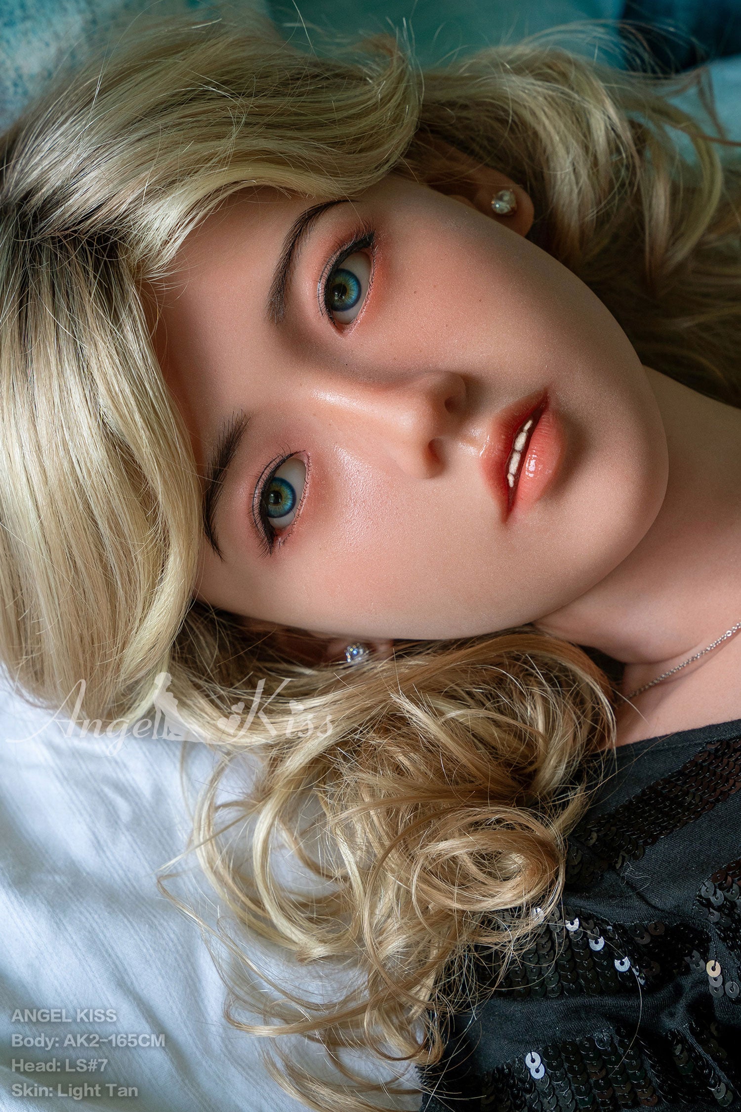 AK Yoshi 5'4 / 165 cm