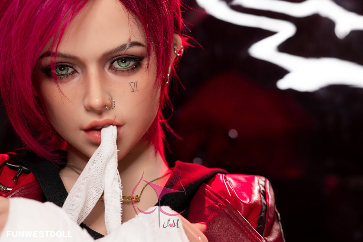 FW  Sophiemina 5'2 / 157 cm