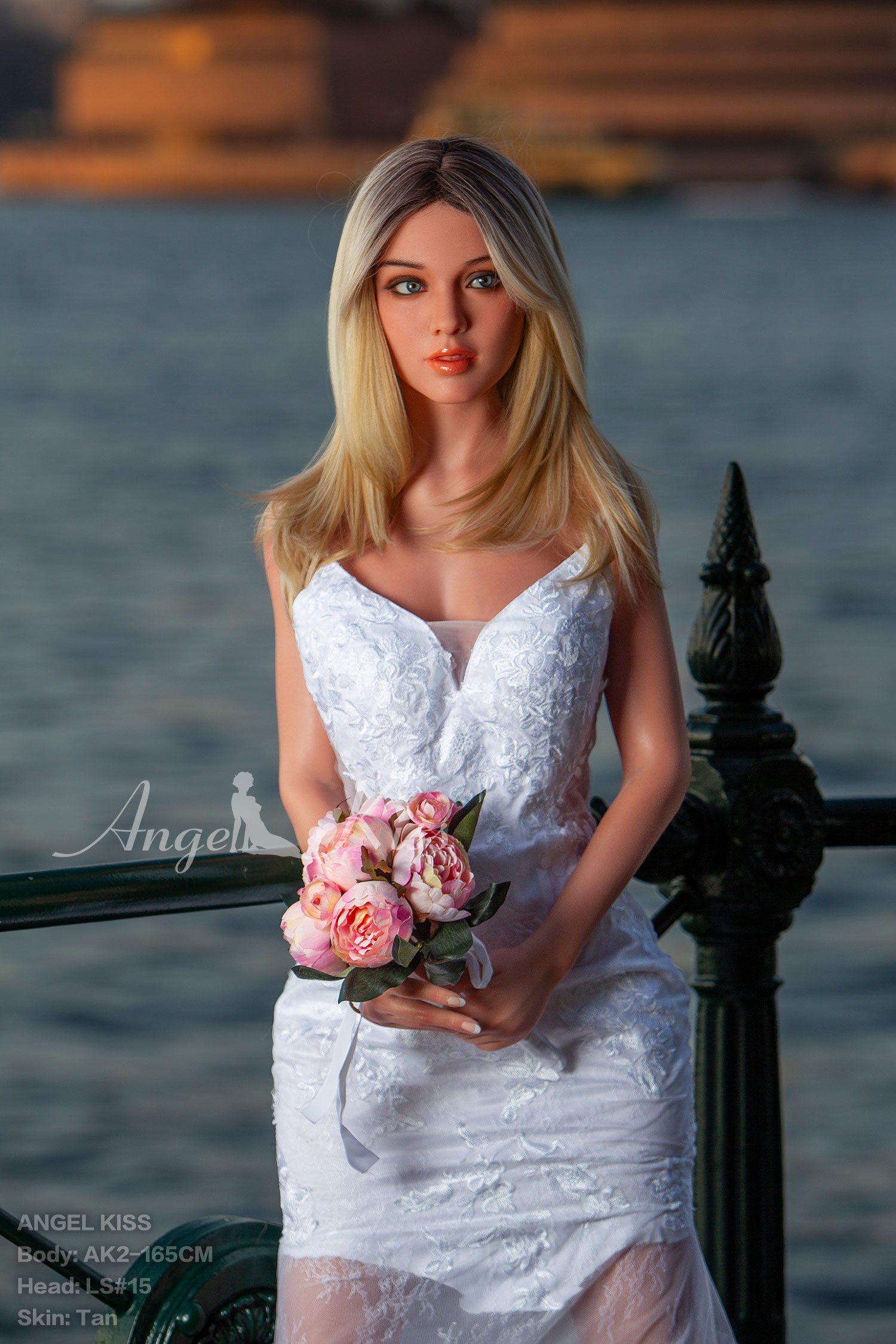 AK Anastasia 5'4 / 165 cm