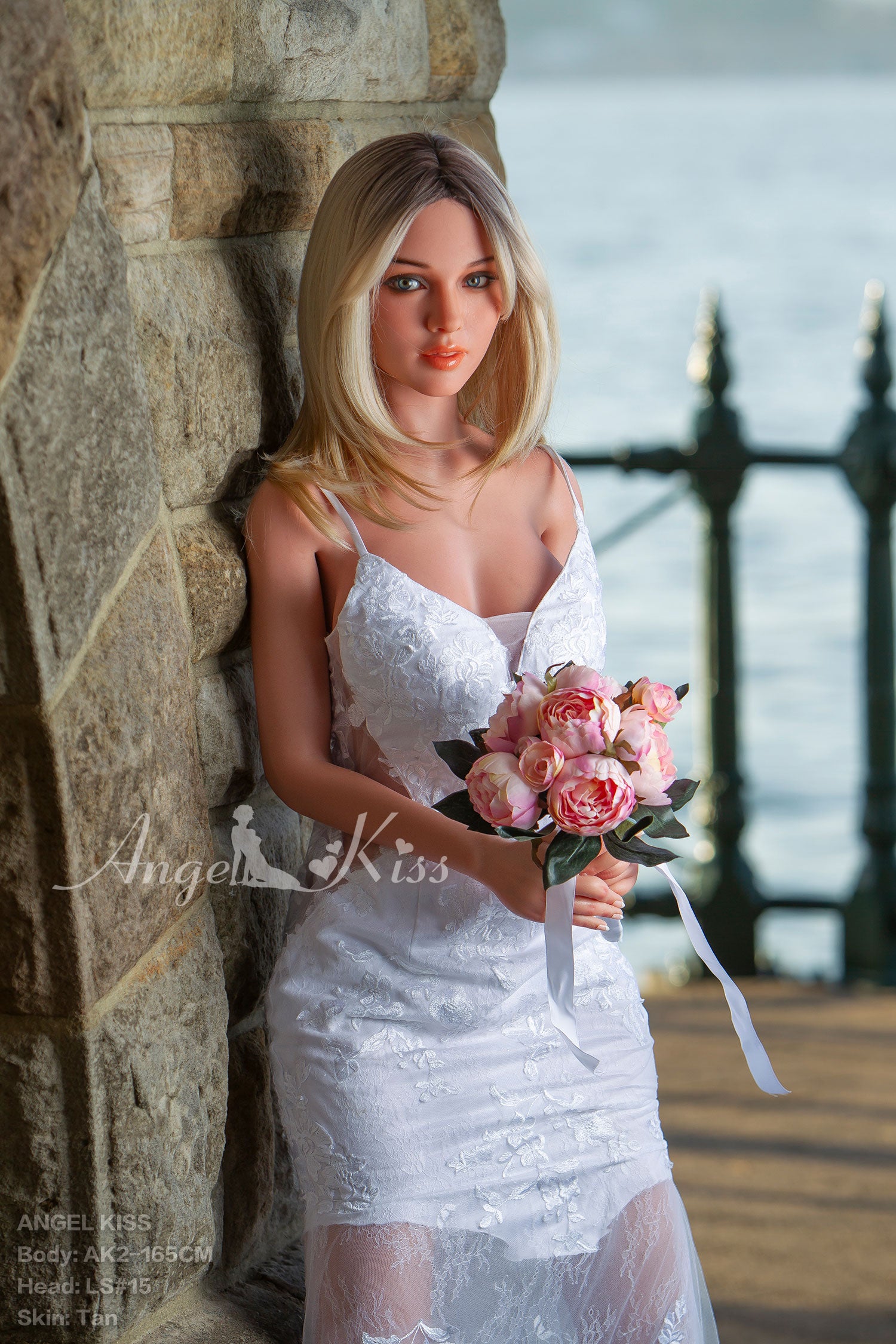 AK Anastasia 5'4 / 165 cm