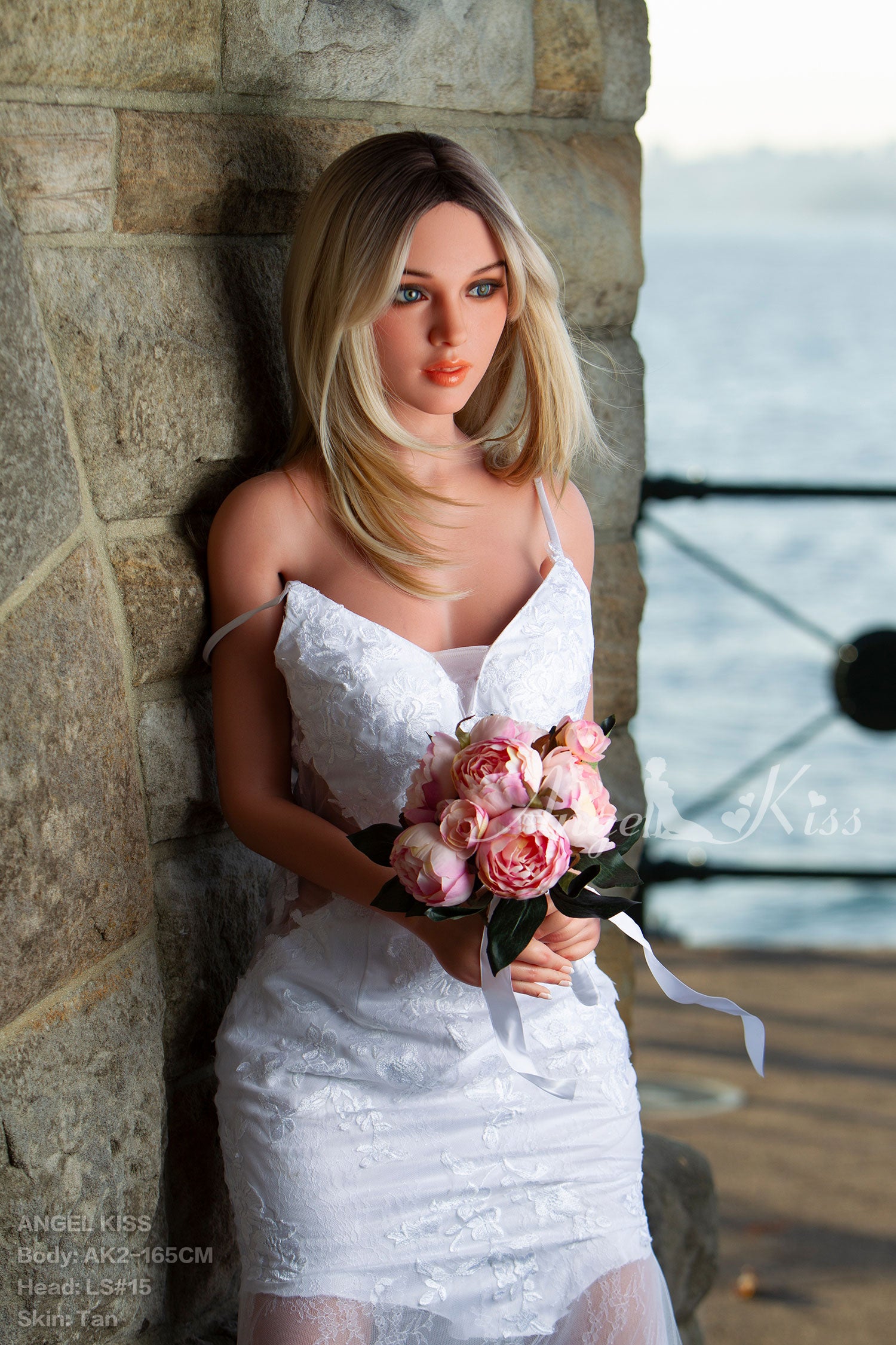 AK Anastasia 5'4 / 165 cm