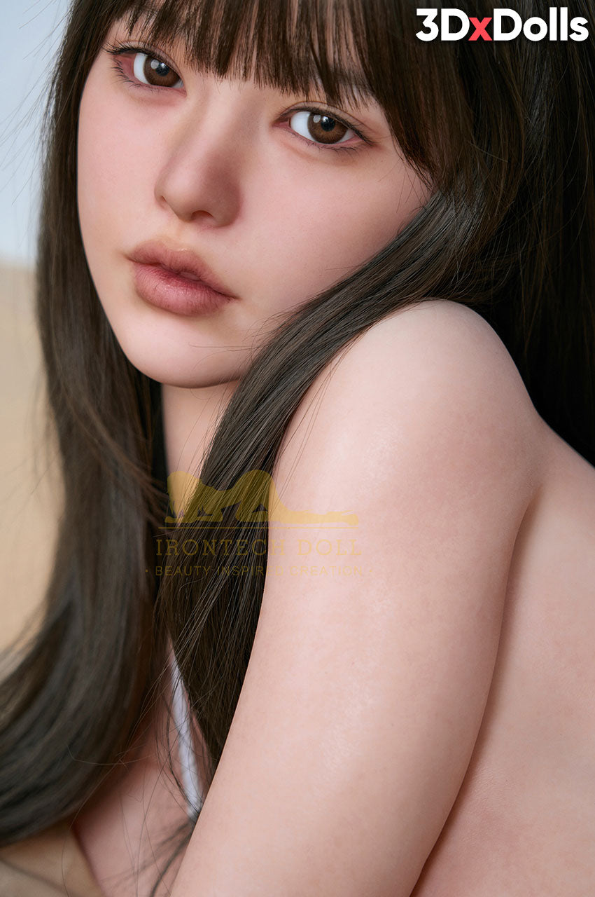 IT-Eunji  5'2 / 158 cm