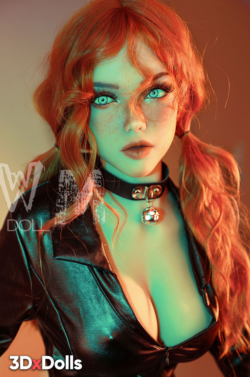 Caitriona 5'5'' / 166 cm