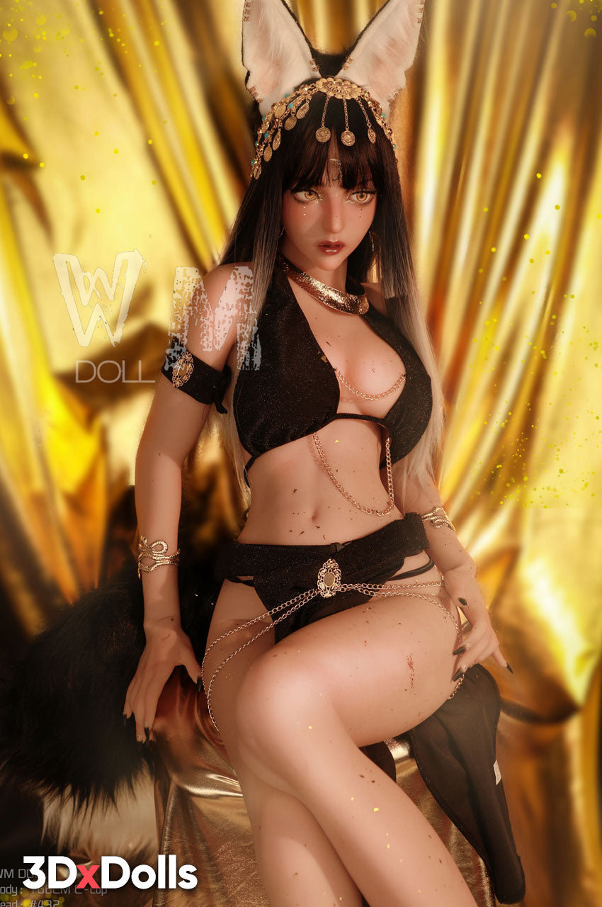 Huxian  5'5''/ 166 cm