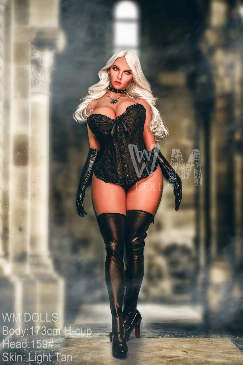 Giselle  5'8'' / 173 cm