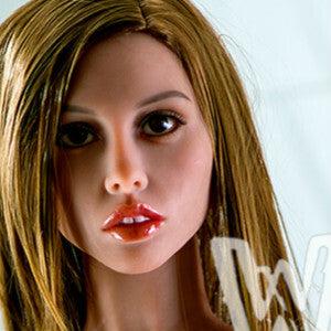 Raquel   5'8''/ 172 cm